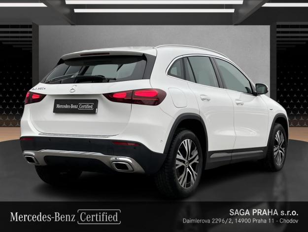 MERCEDES-BENZ GLA GLA 250e s hybridní technologií EQ (5/21)