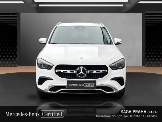 MERCEDES-BENZ GLA GLA 250e s hybridní technologií EQ (8/21)