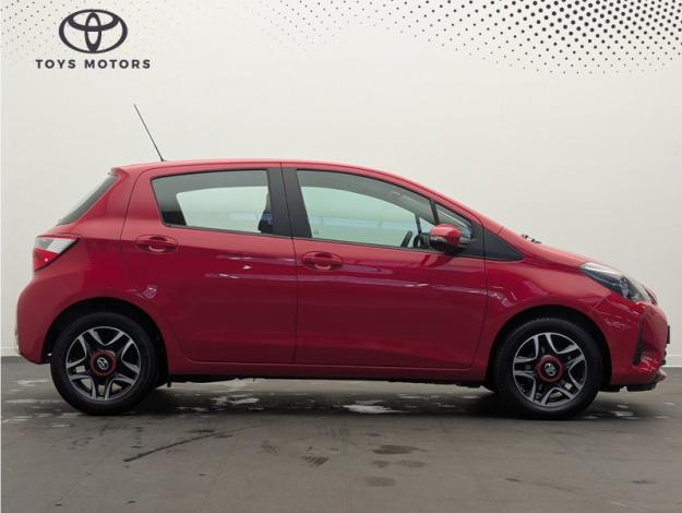 TOYOTA Yaris Ultimate  1.5 111 ch 