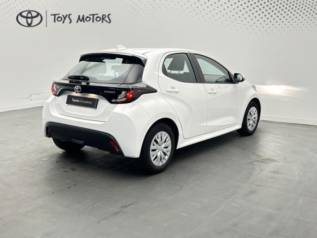 TOYOTA Yaris 116h Dynamic  