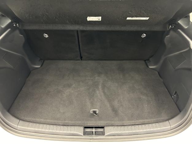 TOYOTA Yaris 116h Dynamic  