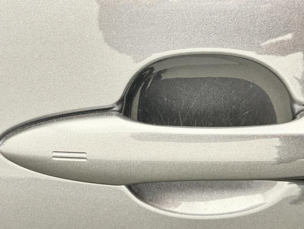 TOYOTA Yaris 116h Iconic  