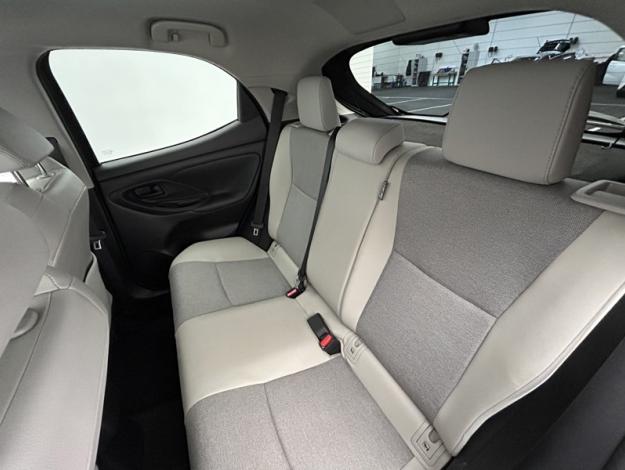 TOYOTA Yaris 116h Iconic  