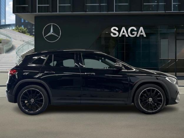 MERCEDES-BENZ GLA 200 d 4MATIC AMG Line  