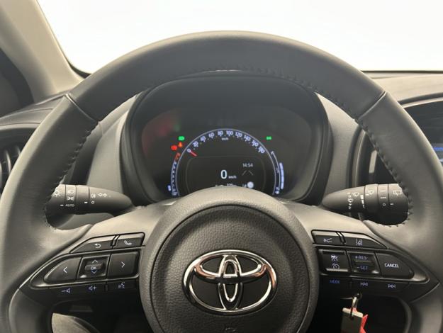TOYOTA Aygo X 1.0 VVT-i 72 Dynamic   