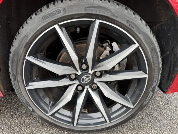 TOYOTA Corolla Hybride 196h GR Sport  PACK TECHNO .