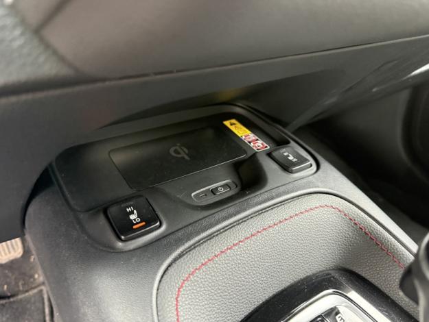 TOYOTA Corolla Hybride 196h GR Sport  PACK TECHNO .