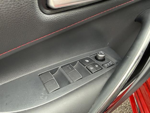 TOYOTA Corolla Hybride 196h GR Sport  PACK TECHNO .