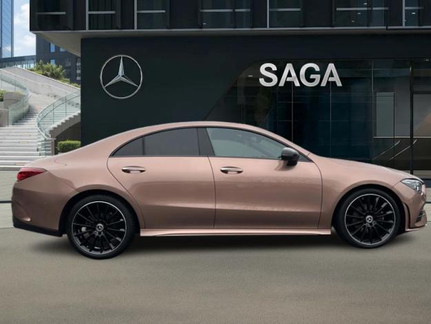 MERCEDES-BENZ CLA 180 d Coupé AMG Pack Night Pano  
