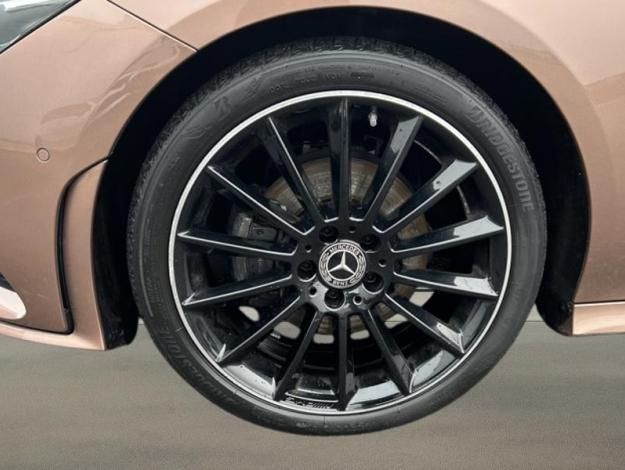 MERCEDES-BENZ CLA 180 d Coupé AMG Pack Night Pano  