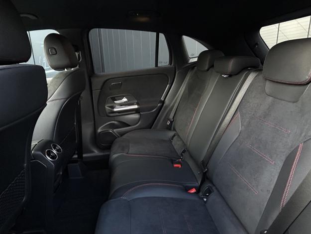 MERCEDES-BENZ GLA 200 d AMG Line  GLA 200 d AMG Line