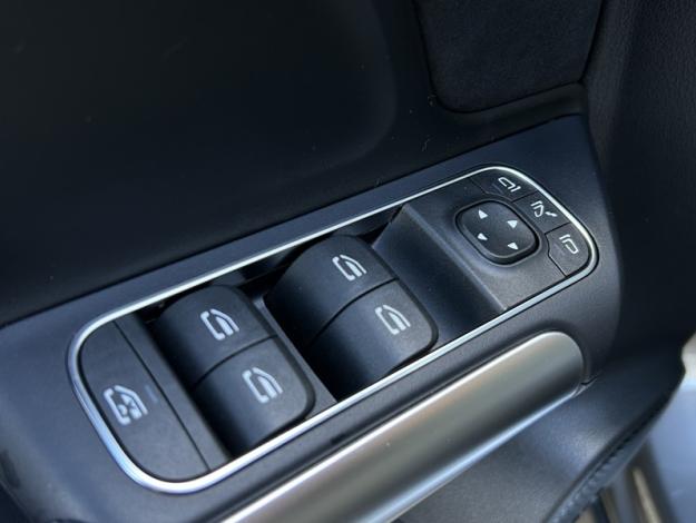 MERCEDES-BENZ GLA 200 d AMG Line  GLA 200 d AMG Line