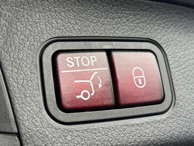 MERCEDES-BENZ GLA 200 d AMG Line  GLA 200 d AMG Line