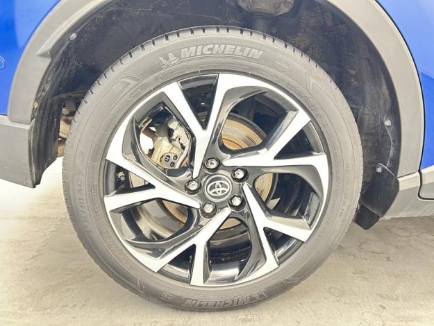 TOYOTA C-HR 1.8 HYBRIDE 122 COLLECTION  