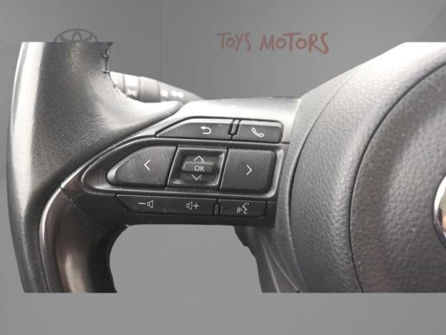 TOYOTA Yaris 116h Design  PACK CONFORT 