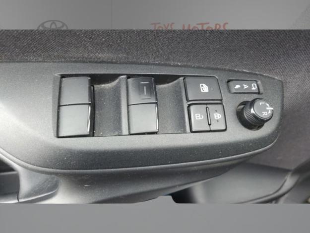 TOYOTA Yaris 116h Design  PACK CONFORT 