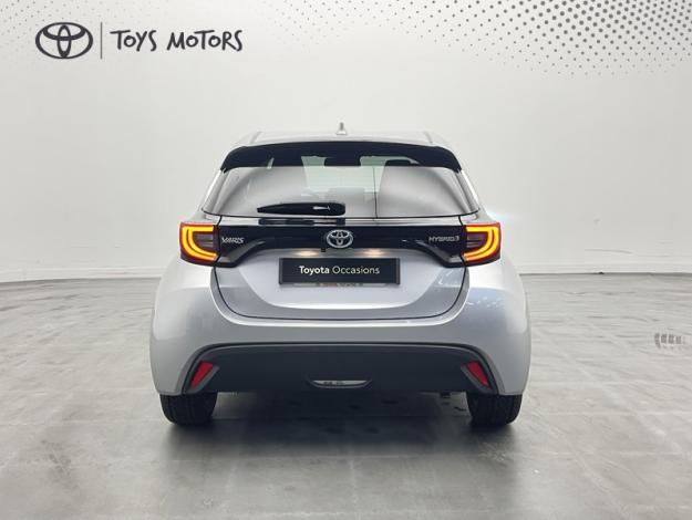 TOYOTA Yaris 116h Design  