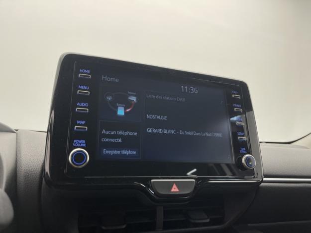 TOYOTA Yaris 116h Design  