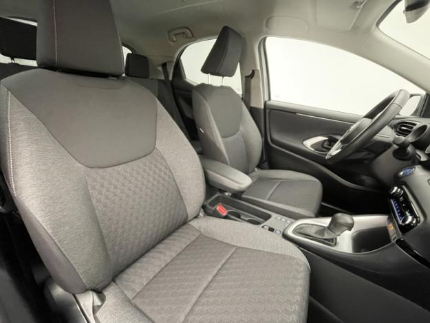 TOYOTA Yaris 116h Design  