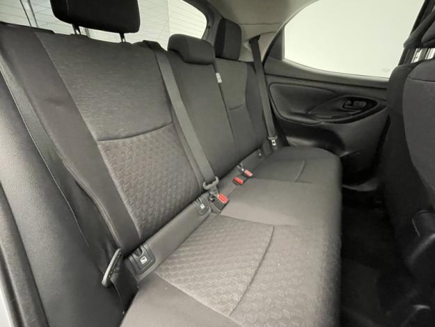 TOYOTA Yaris 116h Design  