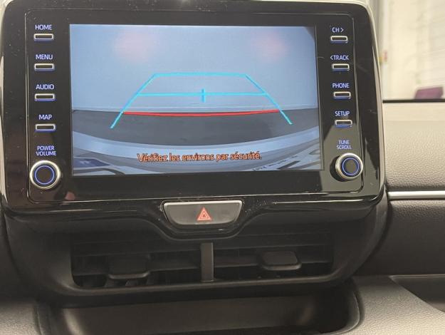 TOYOTA Yaris 116h Design  