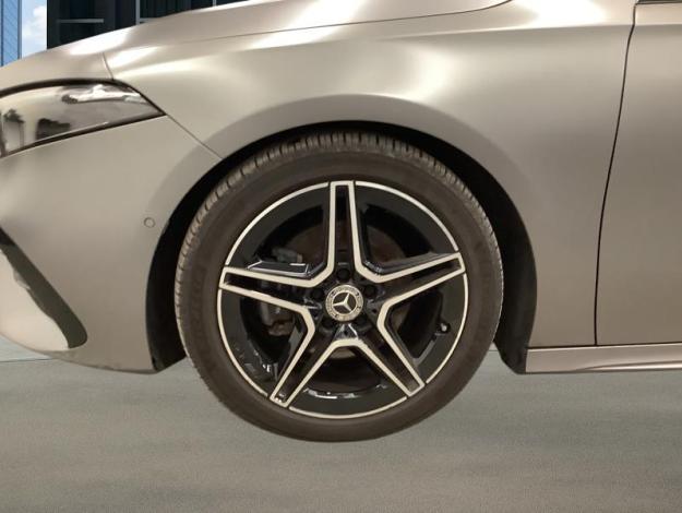 MERCEDES-BENZ A 200 d AMG Pack Night Facelift  