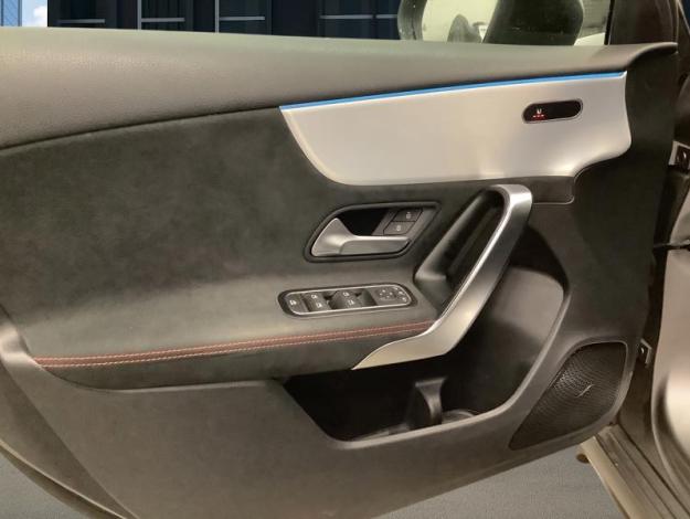 MERCEDES-BENZ A 200 d AMG Pack Night Facelift  