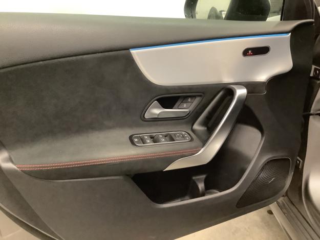 MERCEDES-BENZ A 200 d AMG Pack Night Facelift  