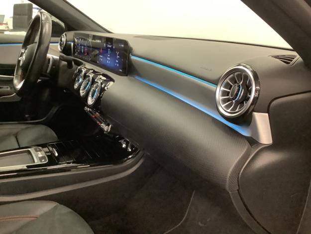 MERCEDES-BENZ A 200 d AMG Pack Night Facelift  