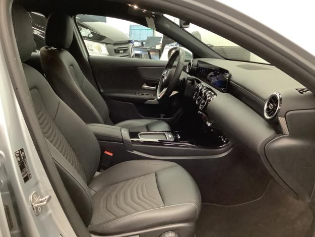 MERCEDES-BENZ A-Klasse A 180 d