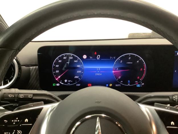 MERCEDES-BENZ A-Klasse A 180 d