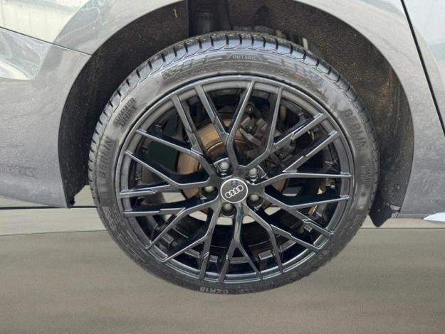 AUDI A3 30 TFSI S line Berline  1.0 110 ch S-tronic7