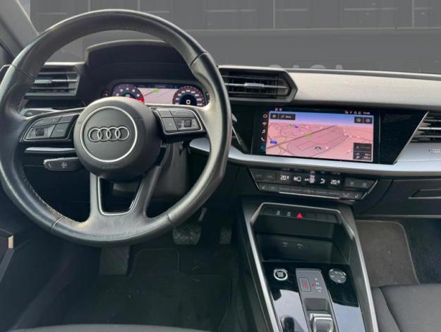 AUDI A3 30 TFSI S line Berline  1.0 110 ch S-tronic7