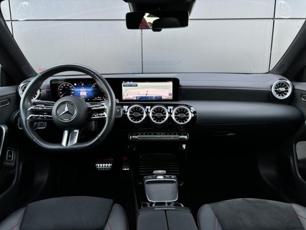 MERCEDES-BENZ CLA Coupé CLA 250 e Hybrid EQ Coupé AMG Line  