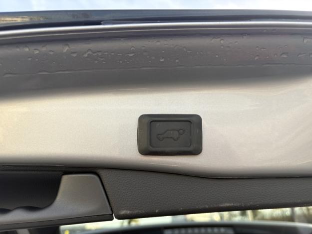 TOYOTA RAV4 PHEV PHEV AWD Design Business  