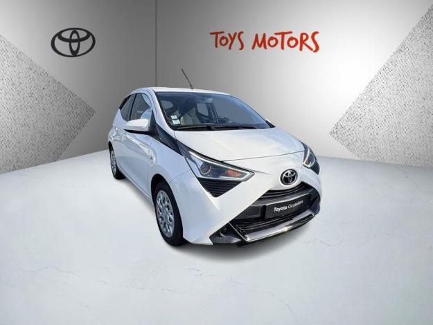 TOYOTA Aygo 1.0 VVT-i x-play  