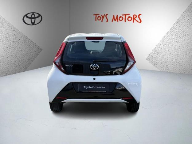 TOYOTA Aygo 1.0 VVT-i x-play  