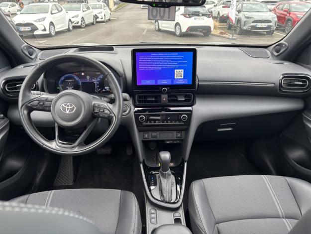 TOYOTA Yaris Cross 1.5 130H PREMIERE   