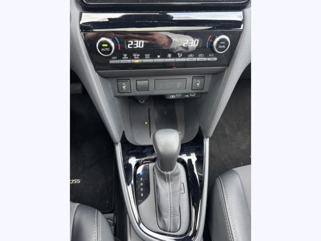 TOYOTA Yaris Cross 1.5 130H PREMIERE   