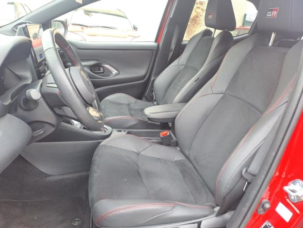 TOYOTA Yaris  130h GR SPORT  PACK TECHNO 