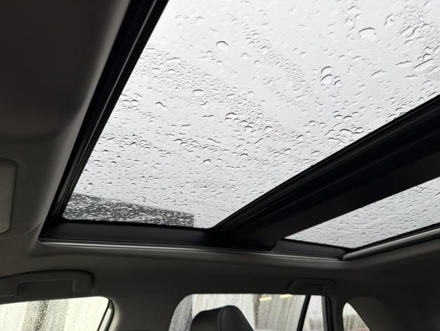 TOYOTA RAV4 AWD 222ch Lounge Premium  