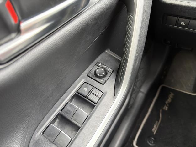 TOYOTA RAV4 AWD 222ch Collection  