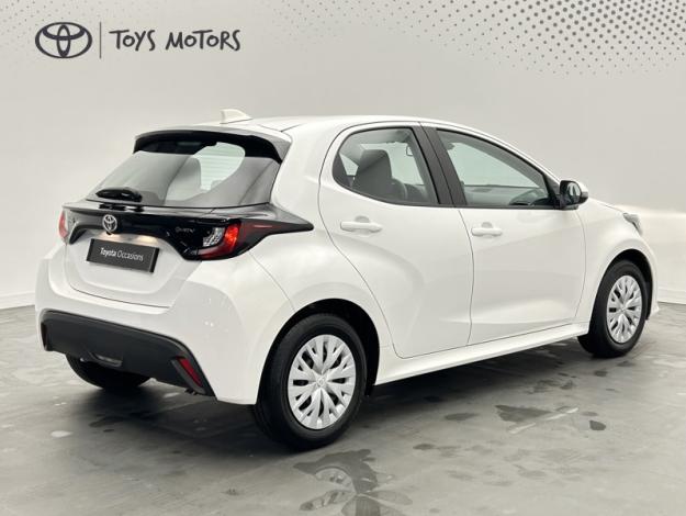 TOYOTA Yaris 116h Dynamic  