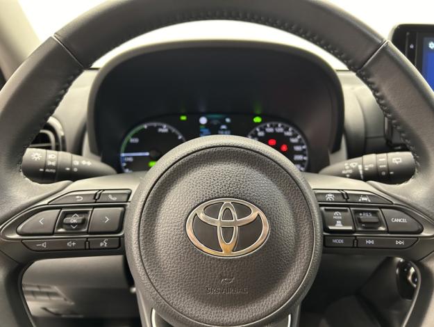 TOYOTA Yaris 116h Dynamic  
