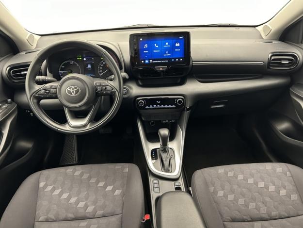TOYOTA Yaris 116h Dynamic  