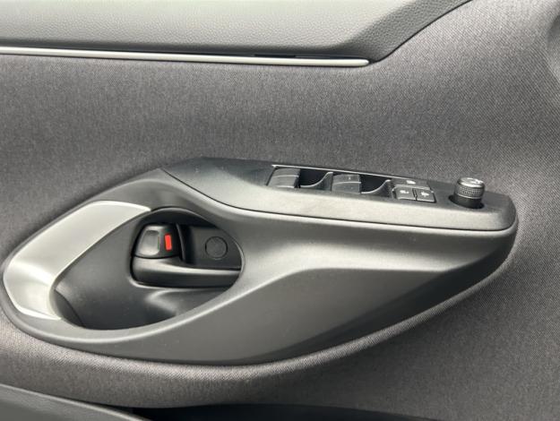 TOYOTA Yaris 116h Dynamic  