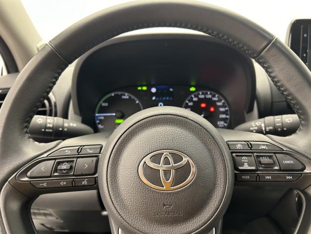 TOYOTA Yaris 116h Dynamic  