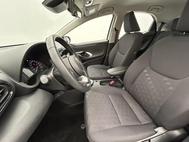 TOYOTA Yaris 116h Dynamic  