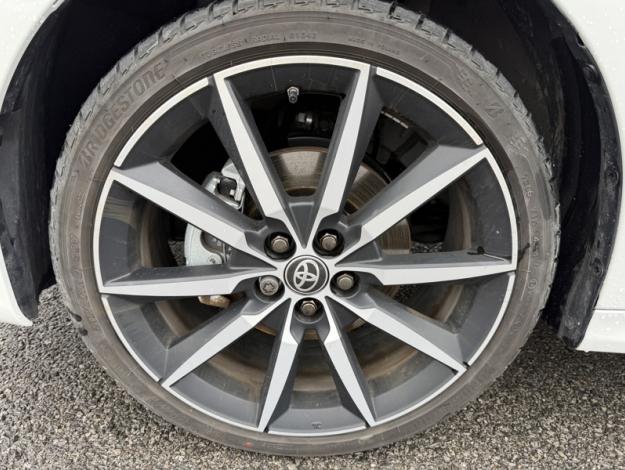 TOYOTA Yaris 130h GR SPORT  