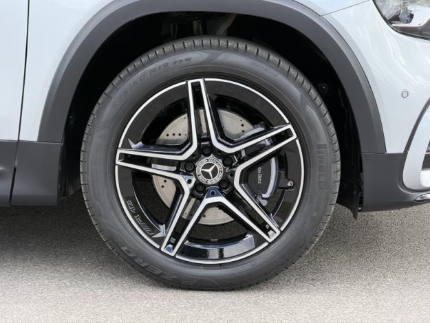 MERCEDES-BENZ GLB 200 d AMG Line  GLB 200 d AMG Line